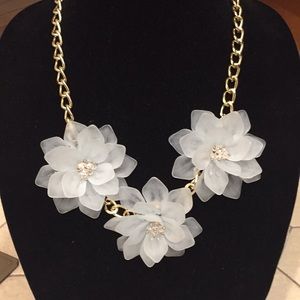 Statement necklace
